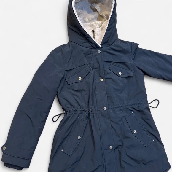 Koolaburra by UGG Black Hooded Sherpa Parka Jacket size small - Picture 4 of 8